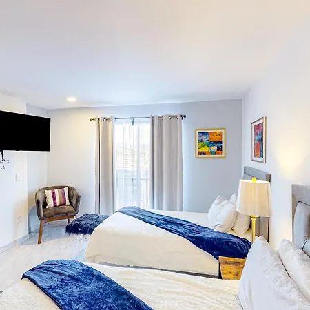 Sophie 203B At Morgan Residences